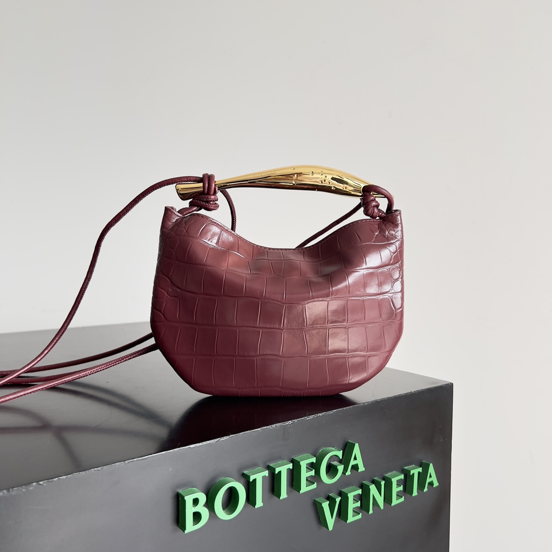 Bottega Veneta Hobo Bags